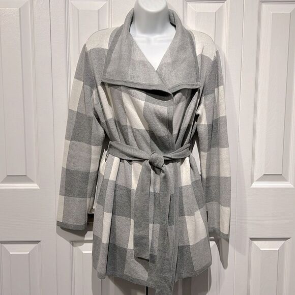 Jones New York Grey/Cream Plaid Belted Cardigan Sweater Size M - Picture 1 of 12